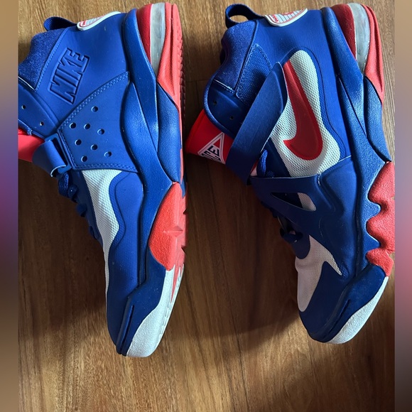 Men’s Nike shoes. Charles Barkley - Picture 1 of 9